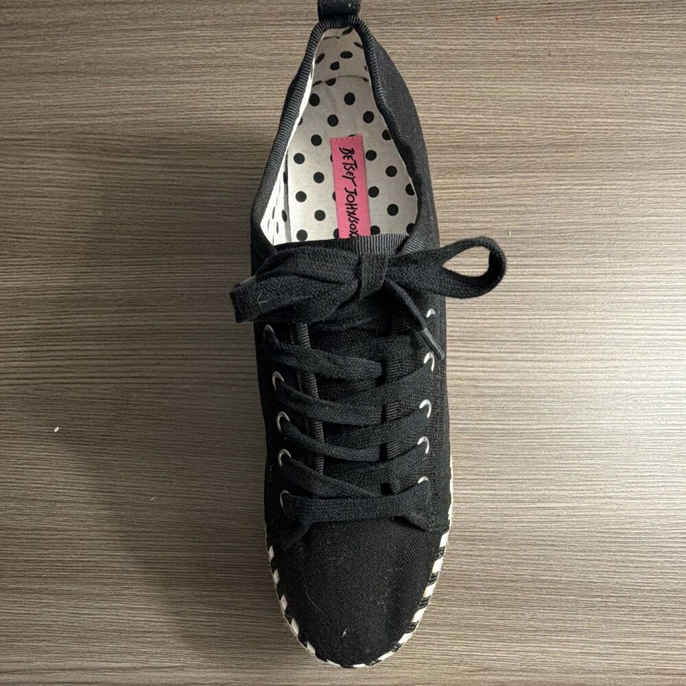 Betsey Johnson Black Canvas Lace Up Low Top Platform Sneakers Braided Sole - Picture 3 of 7